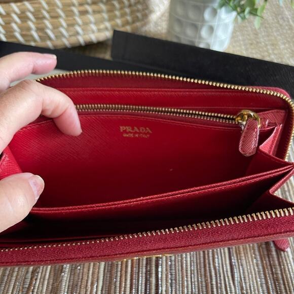 Prada red saffiano leather zip around wallet - Picture 10 of 12
